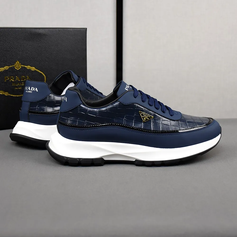 PP440👟👟👟[PRADA-Prada] boutique series. The upper is made of first-layer cowhide, sheepskin lining, and an ultra-light soft elastic PU outsole. Men's size 38-44 (45 custom-made) (just choose according to your usual wearing size).